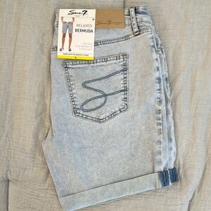 Seven7 Light Blue Women's Bermuda Shorts